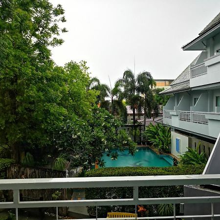 Baan Suksiri Hotel HHQ Buitenkant foto