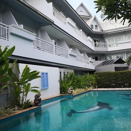 Baan Suksiri Hotel HHQ Buitenkant foto