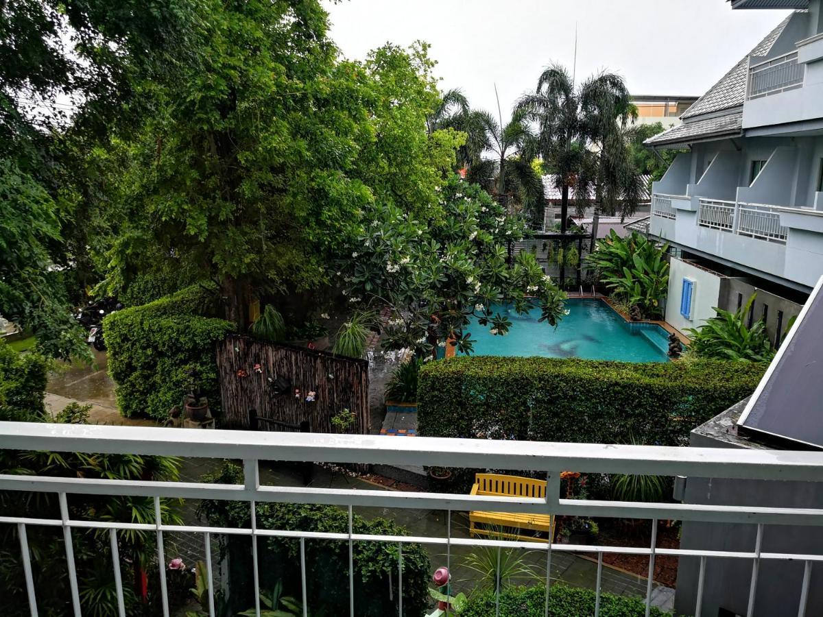 Baan Suksiri Hotel HHQ Buitenkant foto