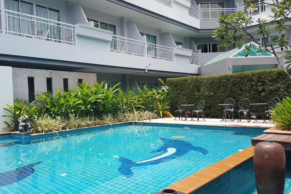 Baan Suksiri Hotel HHQ Buitenkant foto