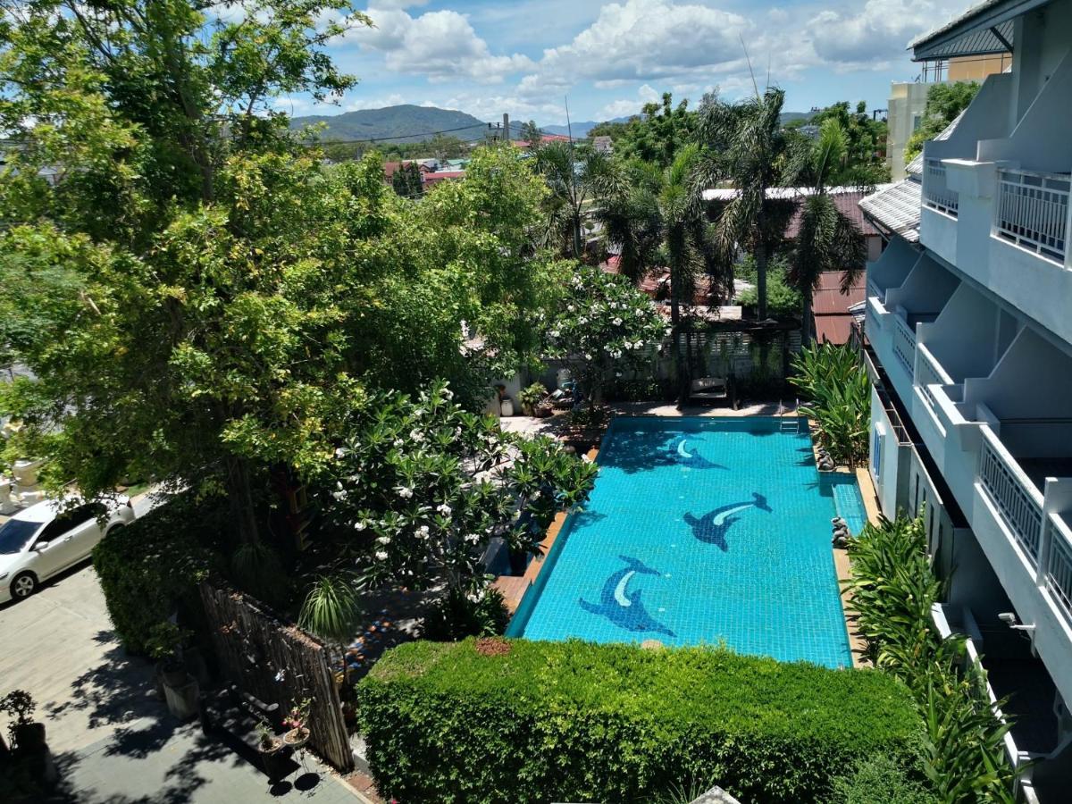 Baan Suksiri Hotel HHQ Buitenkant foto