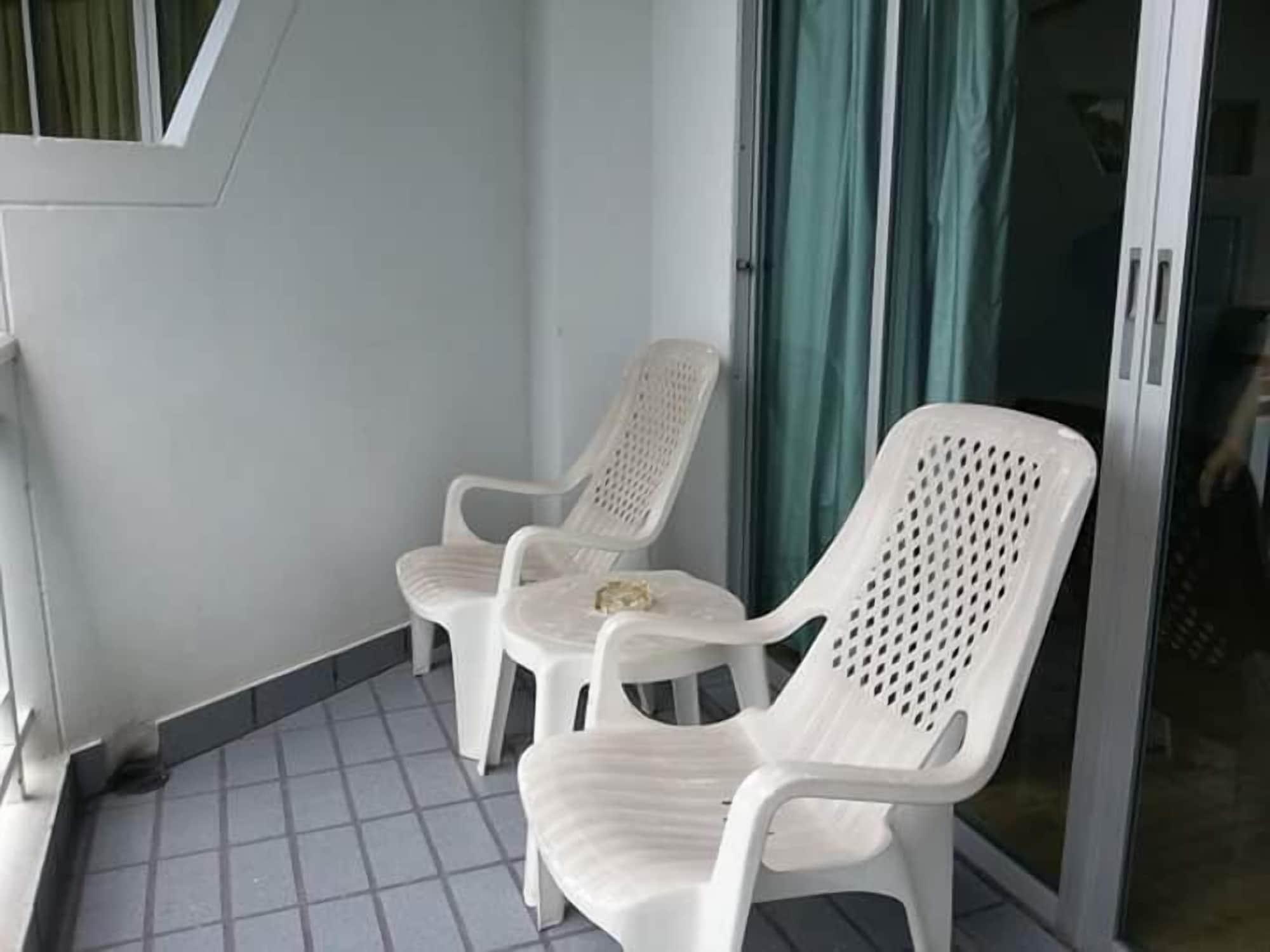 Baan Suksiri Hotel HHQ Buitenkant foto