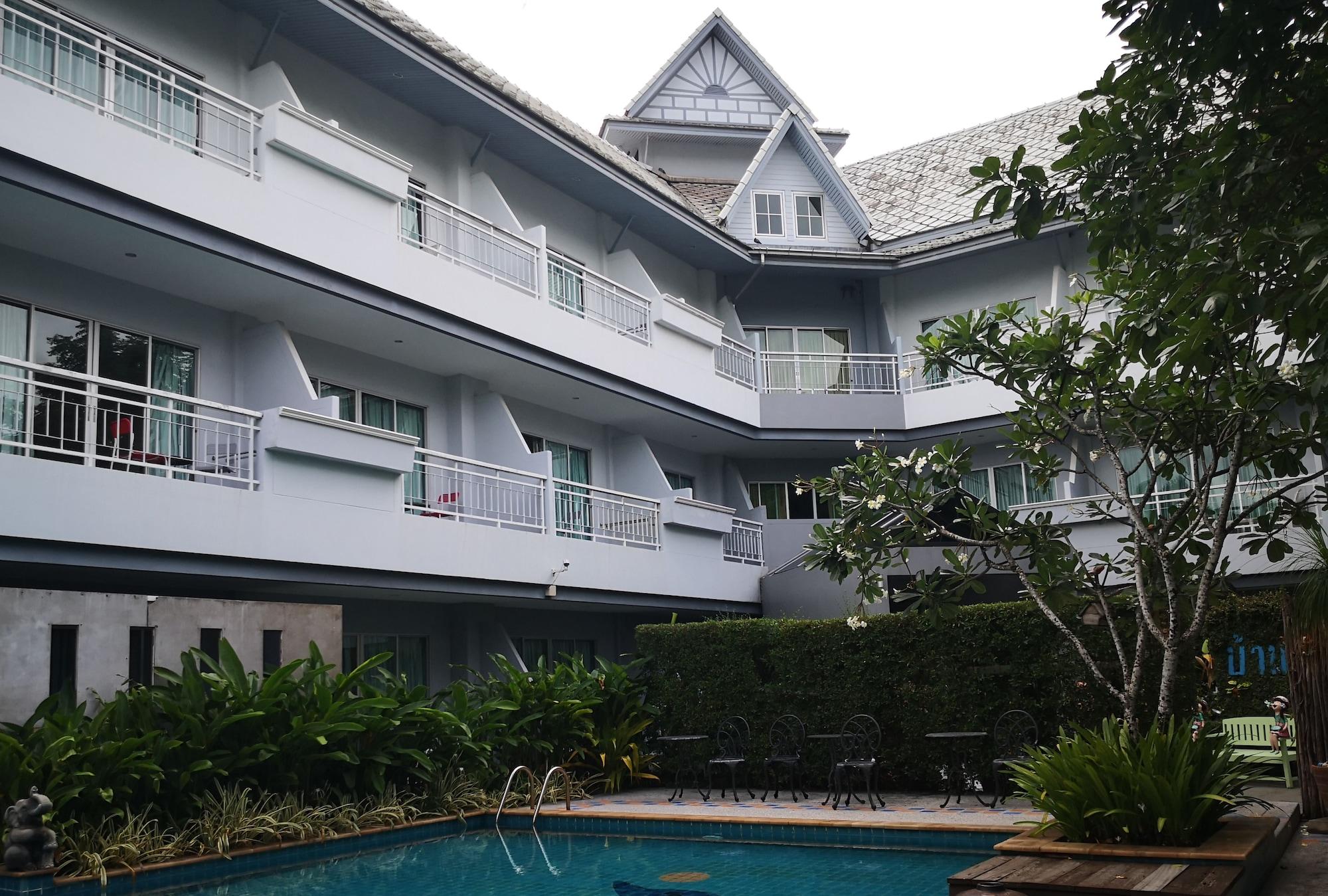 Baan Suksiri Hotel HHQ Buitenkant foto