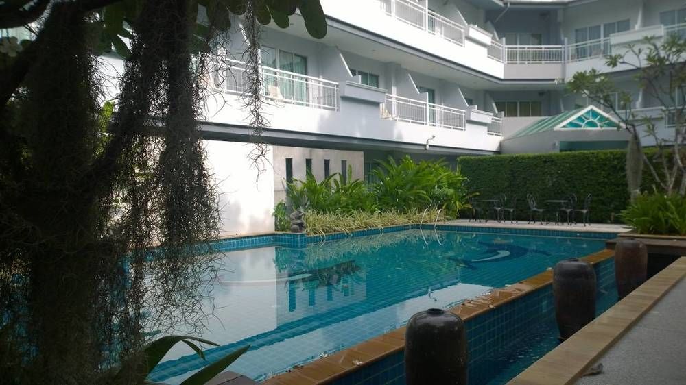 Baan Suksiri Hotel HHQ Buitenkant foto