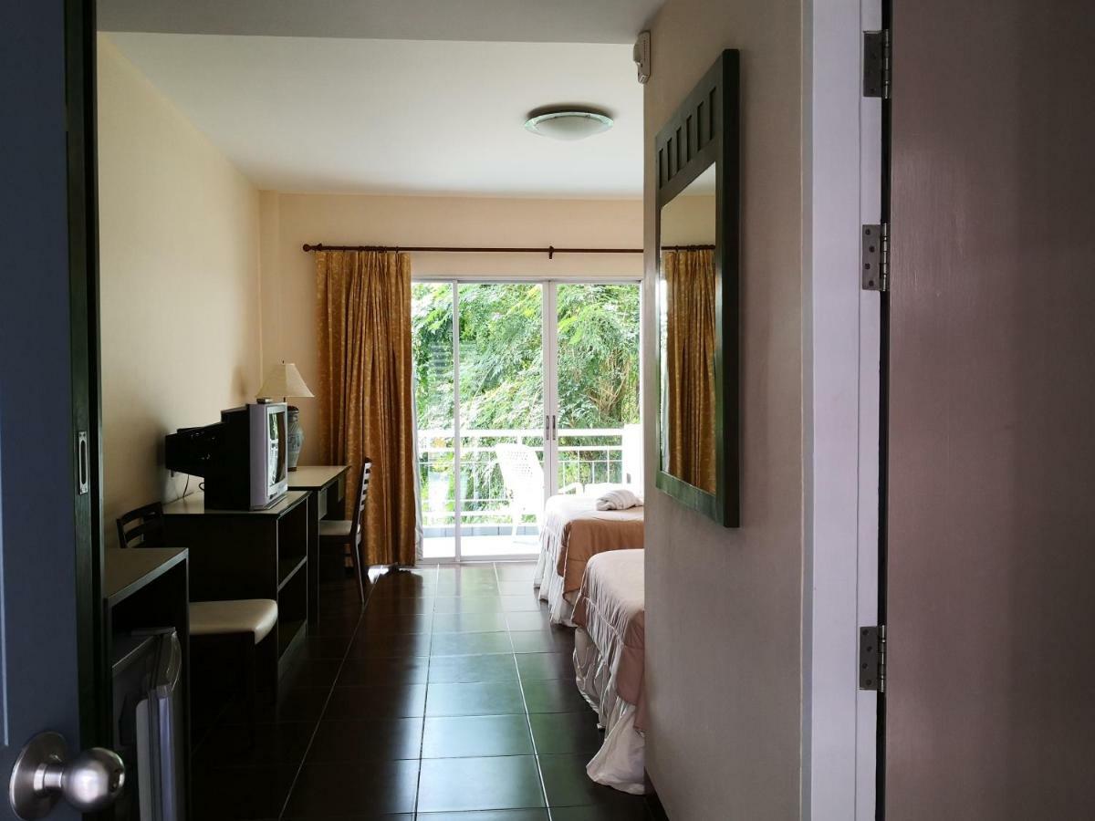 Baan Suksiri Hotel HHQ Buitenkant foto